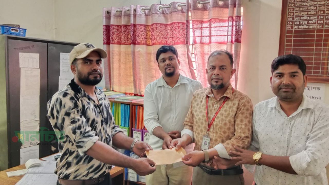 রংপুরে টিএমএসএসের প্রণোদনা পেলেন অটো টেকনিশিয়ানরা