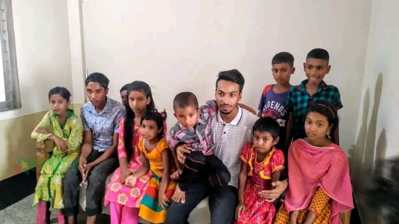 ‎অর্ধশতাধিক শিশু ও ৪ জন এতিম শিক্ষার্থীর দায়িত্ব নিয়েছে কৃষ্ণচূড়া ফাউন্ডেশন
