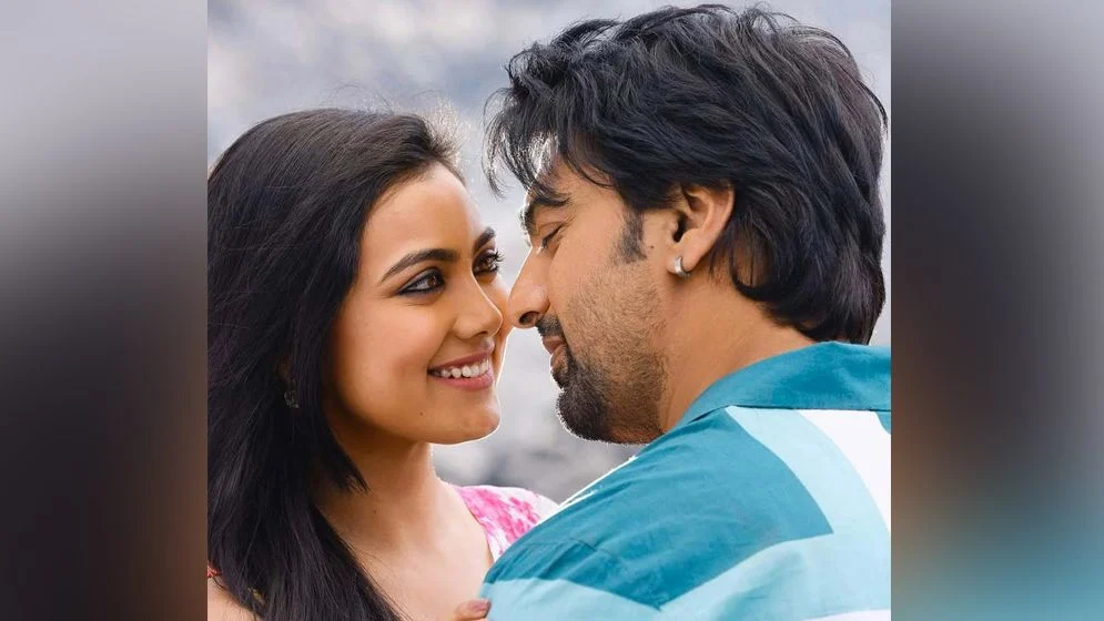 দেব-ইধিকার রোমান্সে ‘ইলিশ চন্দনা’, পূজার আগেই জমল ‘দেশু ৭’