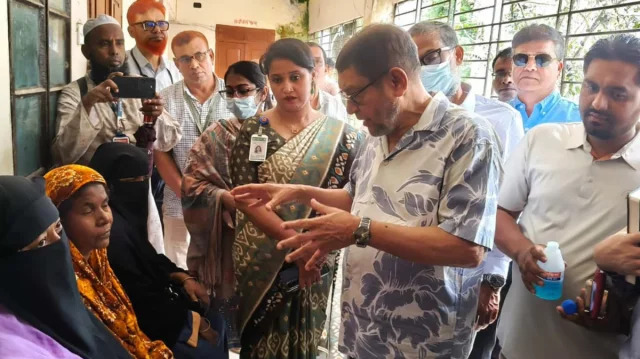 সরকারি হাসপাতালের সামনে নতুন ক্লিনিকের অনুমোদন বন্ধ